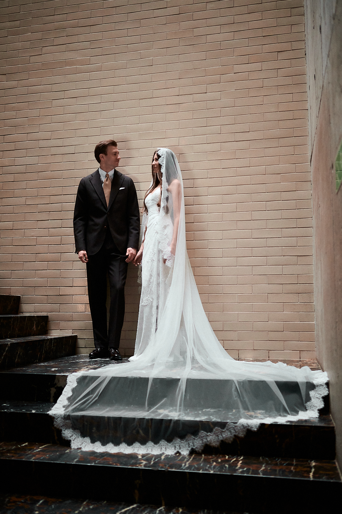 Kolekcja limitowana 2026/2027. Sapfobridal.